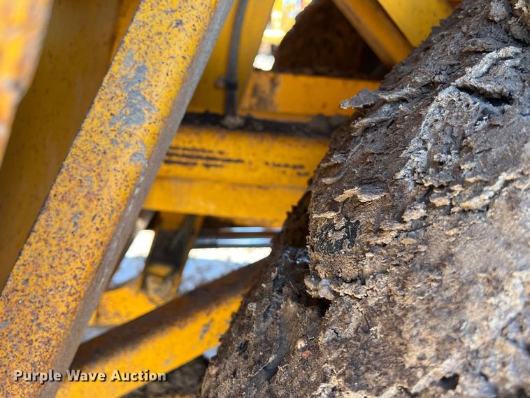 image for item LU9893 1991 John Deere  862B elevating scraper