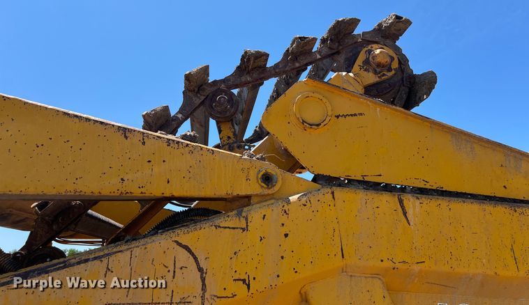 image for item LU9893 1991 John Deere  862B elevating scraper