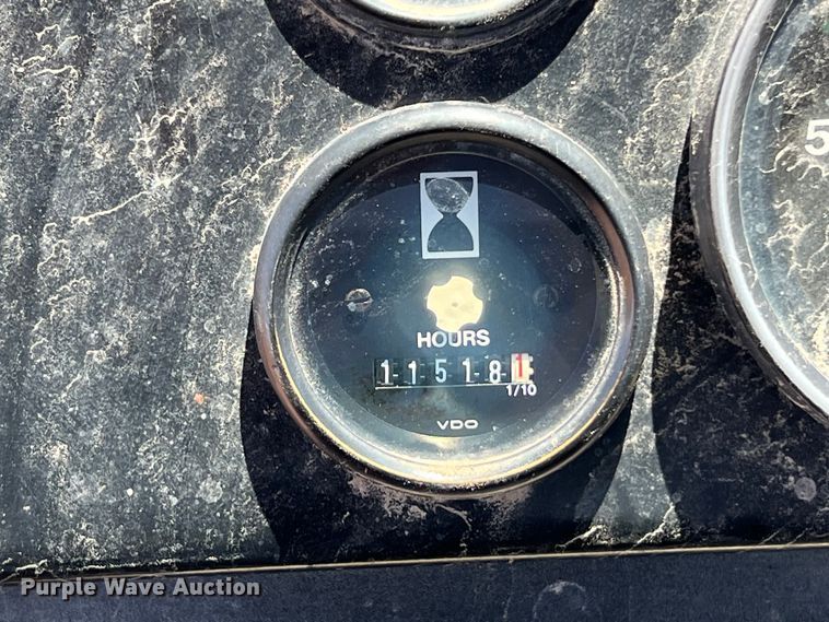 image for item LU9893 1991 John Deere  862B elevating scraper