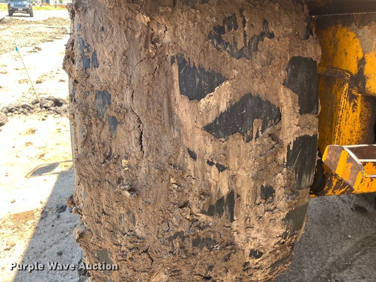 image for item LU9893 1991 John Deere  862B elevating scraper