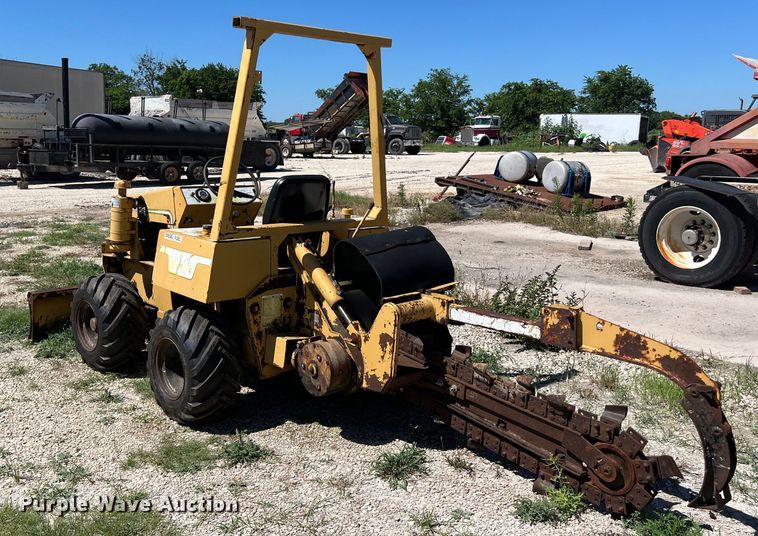 image for item LU9898 1982 Vermeer V-430 trencher