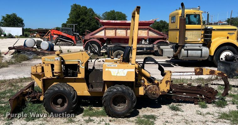 image for item LU9898 1982 Vermeer V-430 trencher