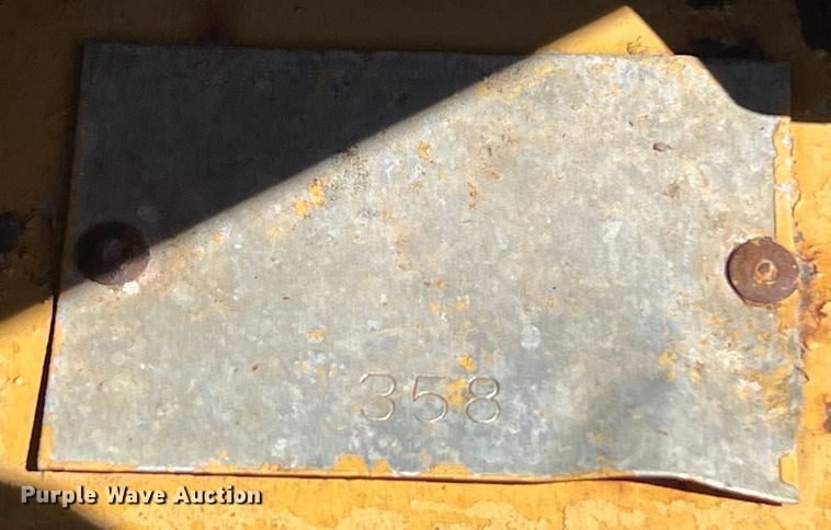 image for item LU9898 1982 Vermeer V-430 trencher