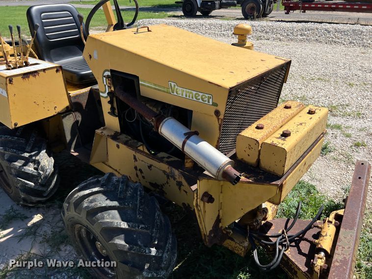 image for item LU9898 1982 Vermeer V-430 trencher