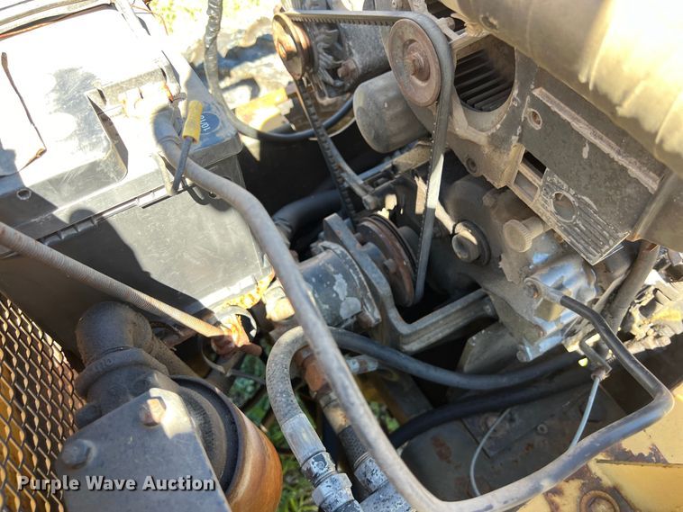 image for item LU9898 1982 Vermeer V-430 trencher