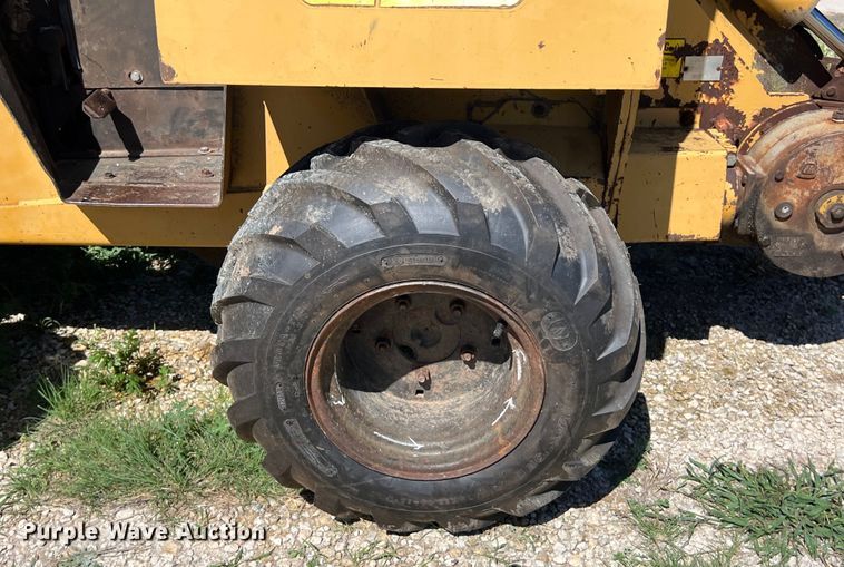 image for item LU9898 1982 Vermeer V-430 trencher