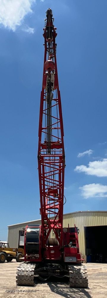 image for item LU9904 2005 Manitowoc 10000 crane