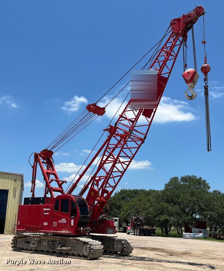 image for item LU9904 2005 Manitowoc 10000 crane