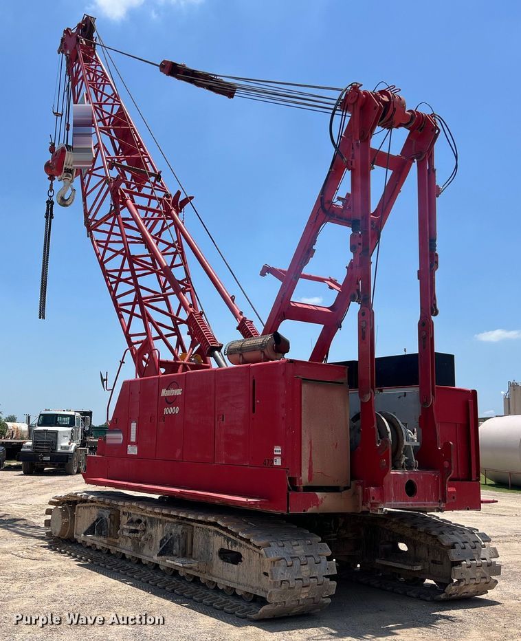 image for item LU9904 2005 Manitowoc 10000 crane