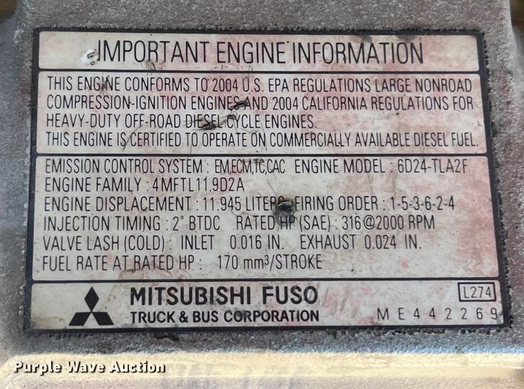 image for item LU9904 2005 Manitowoc 10000 crane