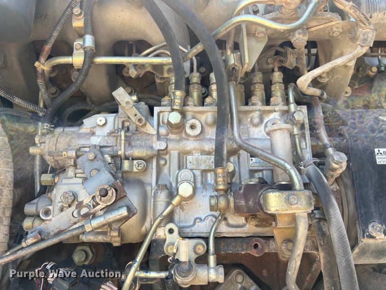 image for item LU9904 2005 Manitowoc 10000 crane