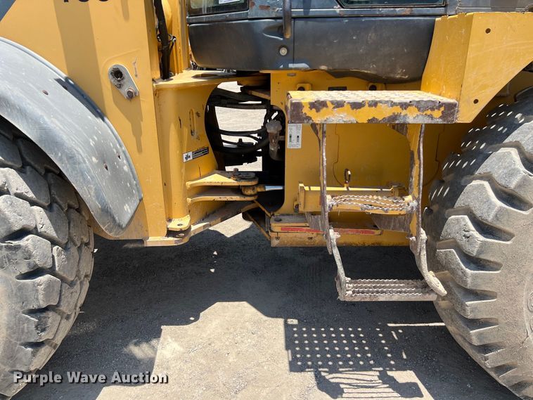 image for item LU9908 2011 John Deere  544K wheel loader