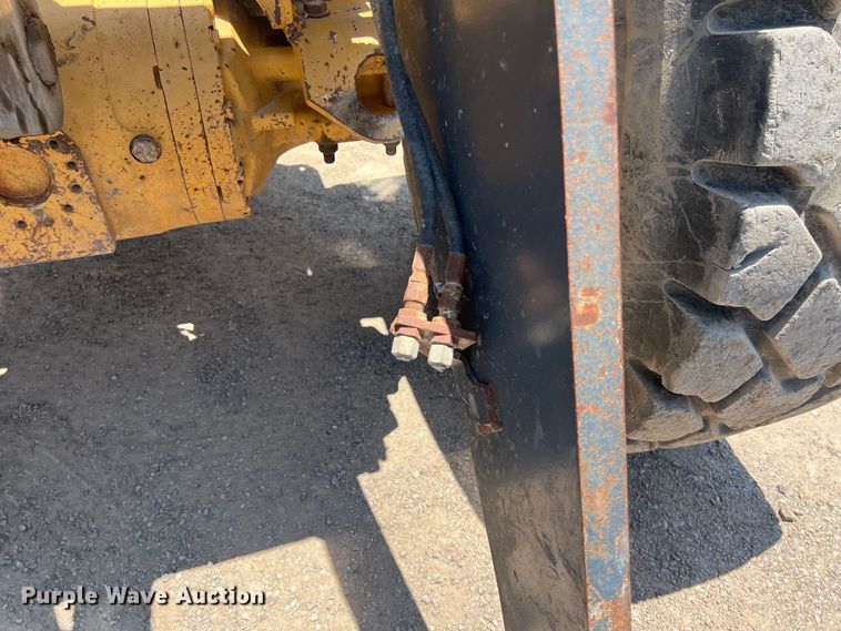 image for item LU9908 2011 John Deere  544K wheel loader