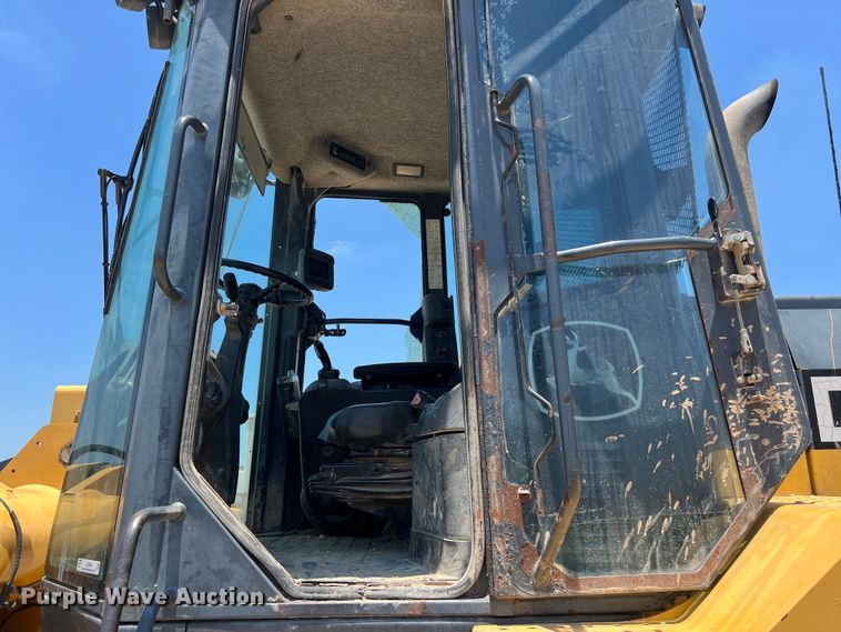 image for item LU9908 2011 John Deere  544K wheel loader