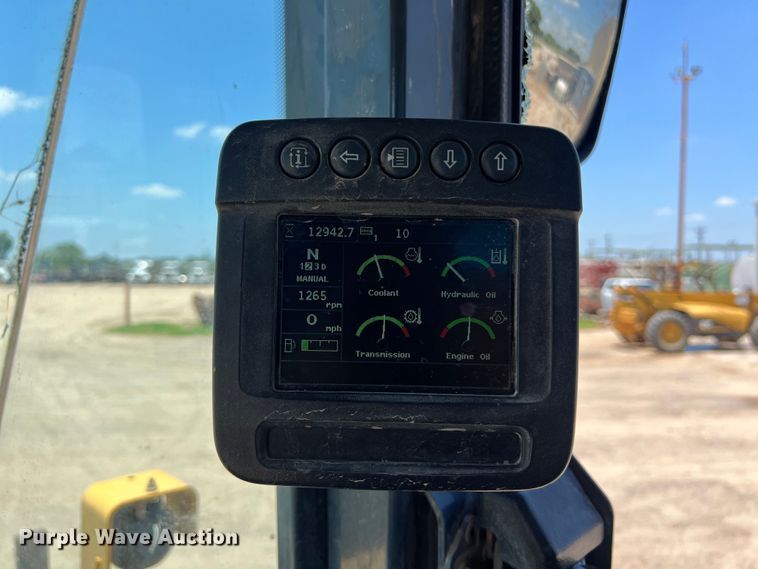 image for item LU9908 2011 John Deere  544K wheel loader