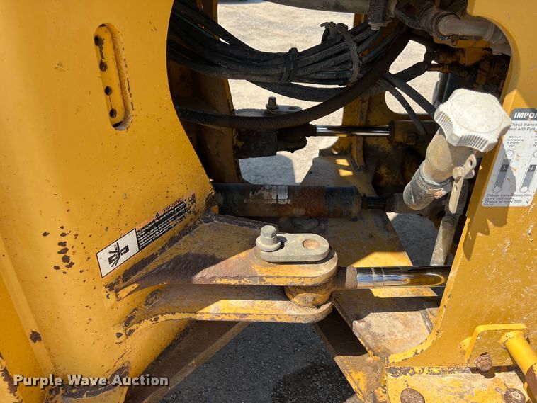 image for item LU9915 2007 John Deere  544J wheel loader