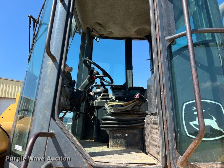 image for item LU9915 2007 John Deere  544J wheel loader