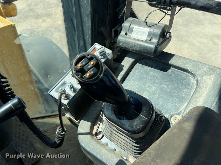 image for item LU9915 2007 John Deere  544J wheel loader