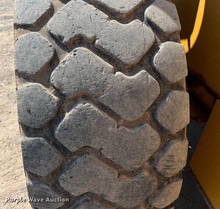 image for item LU9915 2007 John Deere  544J wheel loader