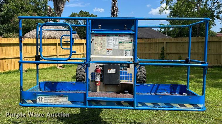 image for item LU9918 2013 Genie  S-40 boom lift