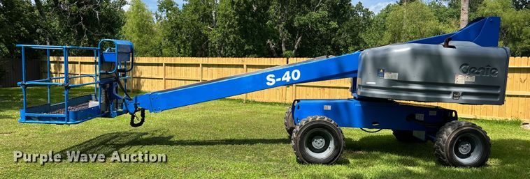 image for item LU9918 2013 Genie  S-40 boom lift