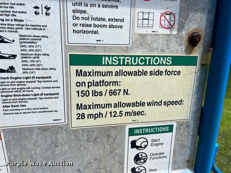 image for item LU9918 2013 Genie  S-40 boom lift