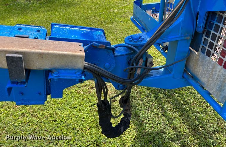 image for item LU9918 2013 Genie  S-40 boom lift