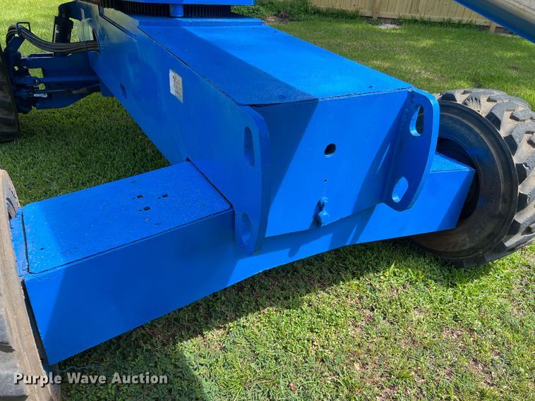 image for item LU9918 2013 Genie  S-40 boom lift