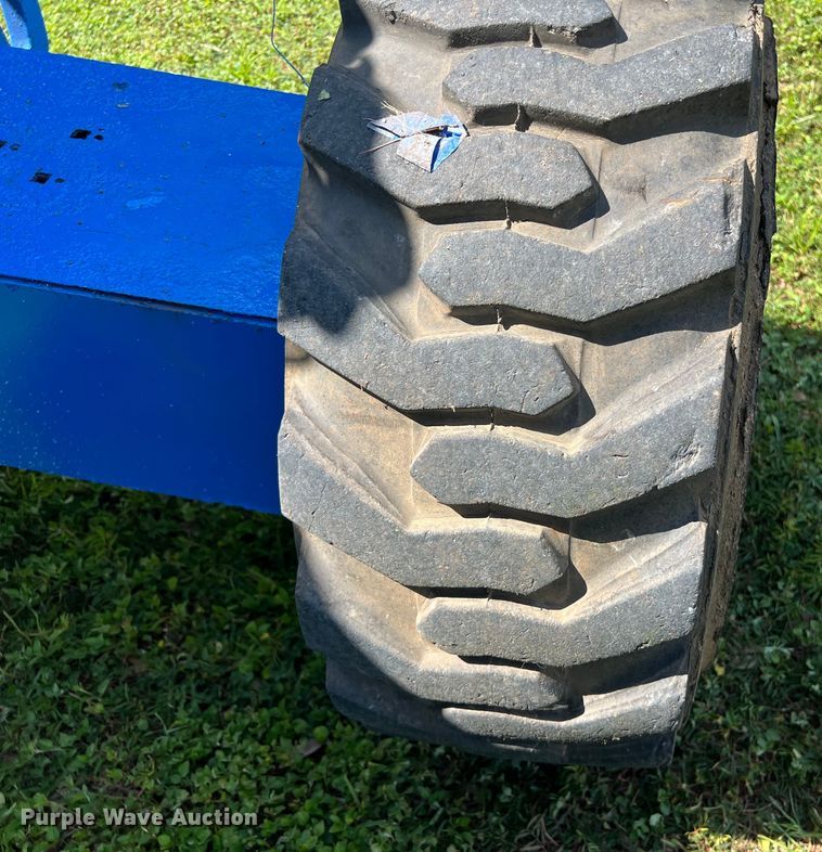 image for item LU9918 2013 Genie  S-40 boom lift