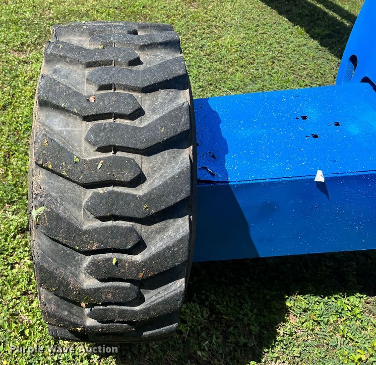 image for item LU9918 2013 Genie  S-40 boom lift