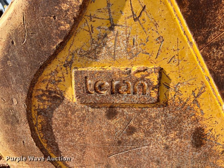 image for item LU9928 2012 Volvo EC220DL excavator