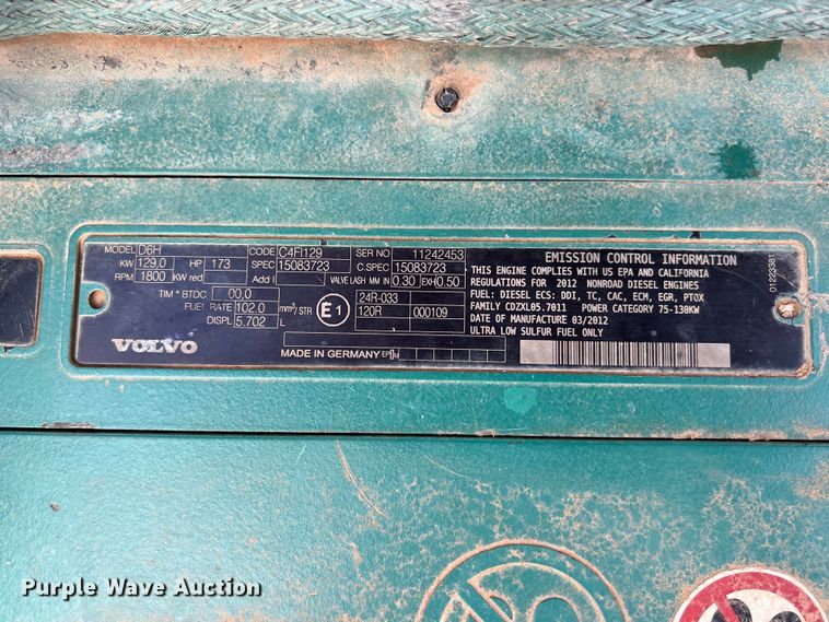 image for item LU9928 2012 Volvo EC220DL excavator