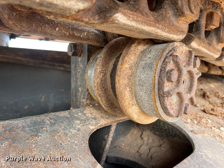 image for item LU9928 2012 Volvo EC220DL excavator