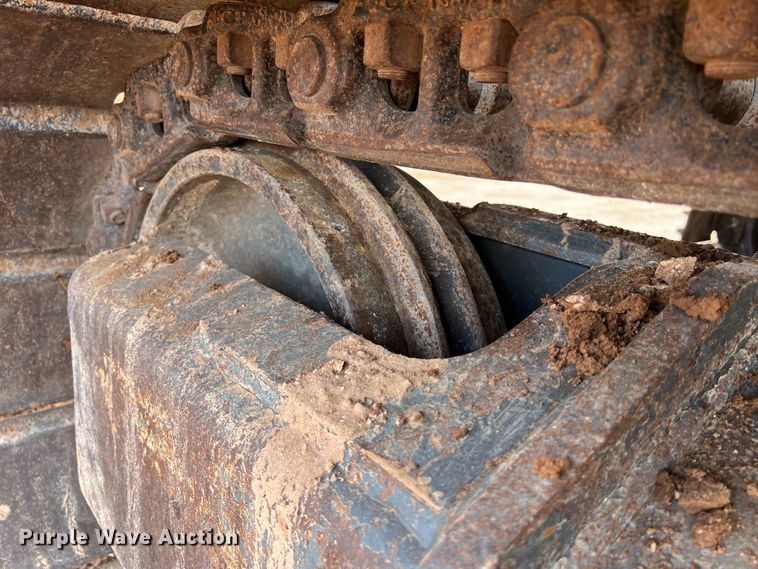 image for item LU9928 2012 Volvo EC220DL excavator