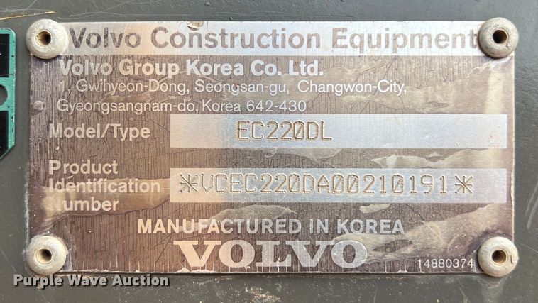 image for item LU9928 2012 Volvo EC220DL excavator