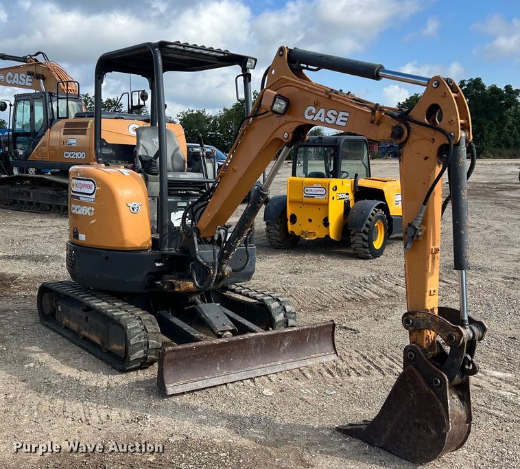 image for item LU9931 2017 Case CX26C mini excavator
