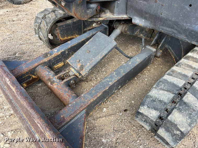 image for item LU9931 2017 Case CX26C mini excavator