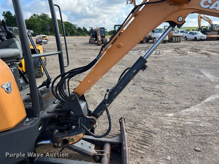 image for item LU9931 2017 Case CX26C mini excavator