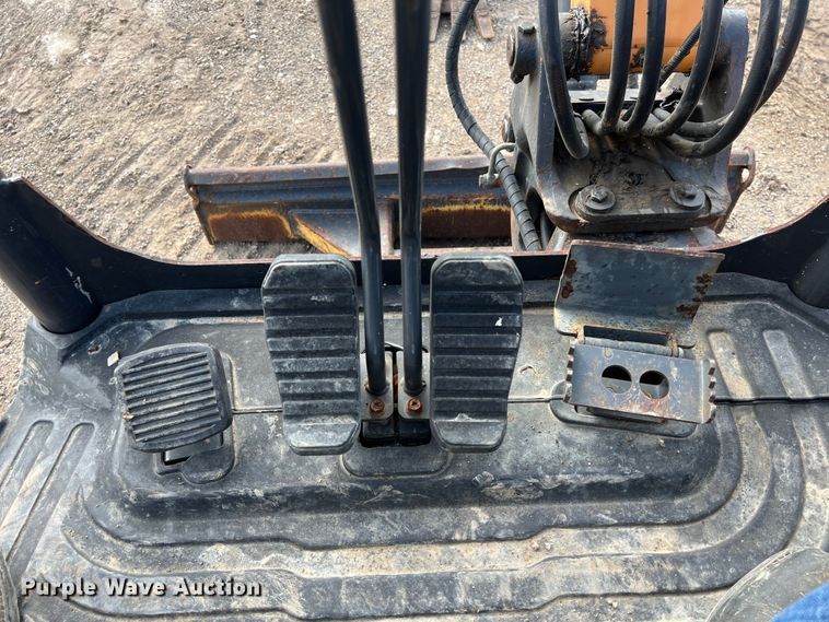 image for item LU9931 2017 Case CX26C mini excavator