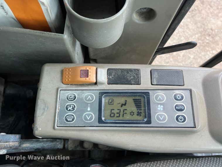 image for item LU9932 2014 Case CX80C mini excavator