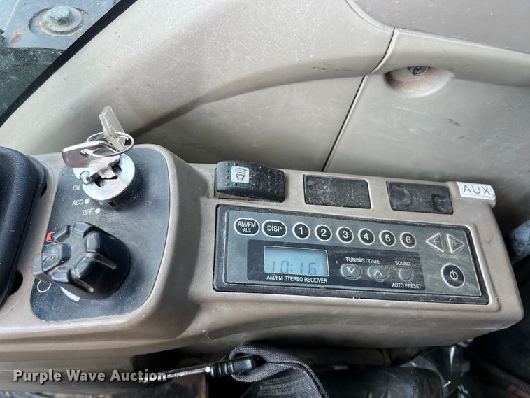 image for item LU9932 2014 Case CX80C mini excavator