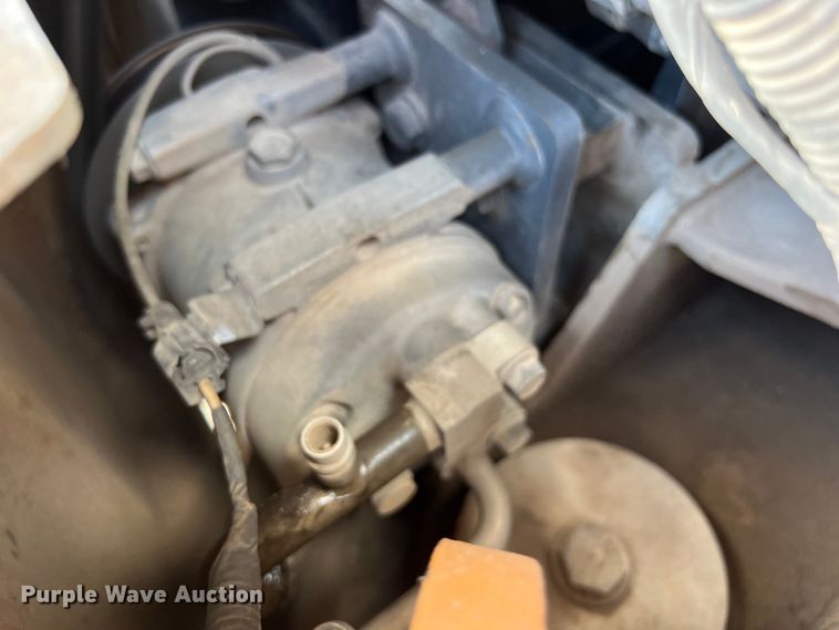 image for item LU9932 2014 Case CX80C mini excavator