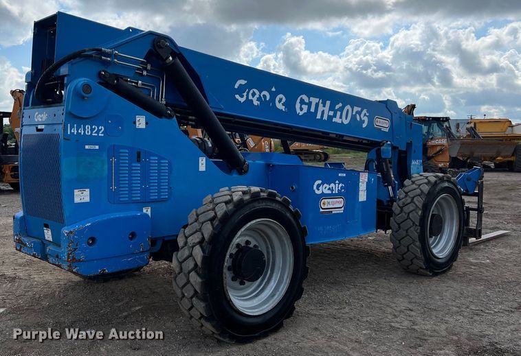 image for item LU9933 2015 Genie GTH-1056 telehandler