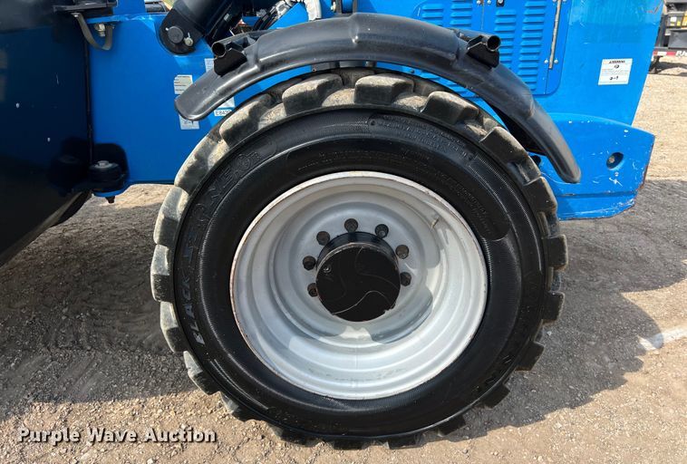 image for item LU9933 2015 Genie GTH-1056 telehandler