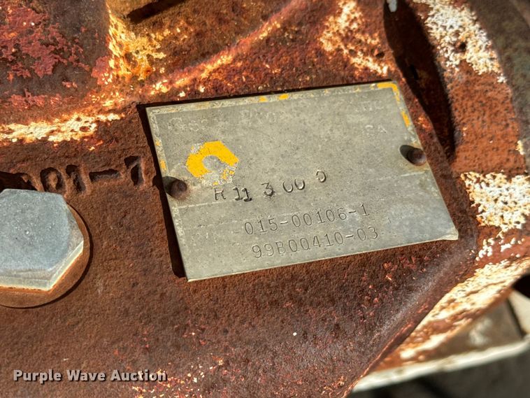 image for item MU9805 1995 Ford  F800 digger derrick truck