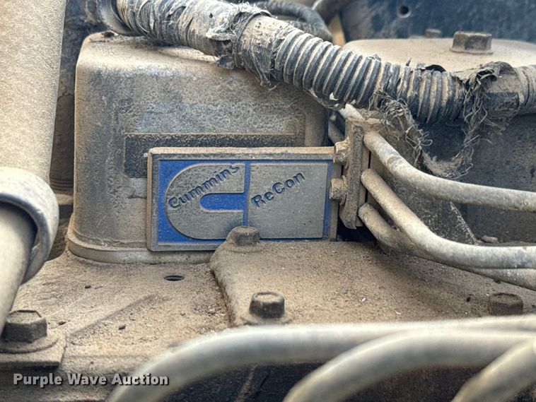 image for item MU9805 1995 Ford  F800 digger derrick truck