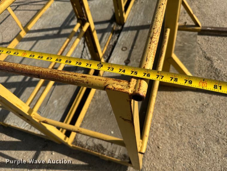 image for item MU9860 (2) man baskets