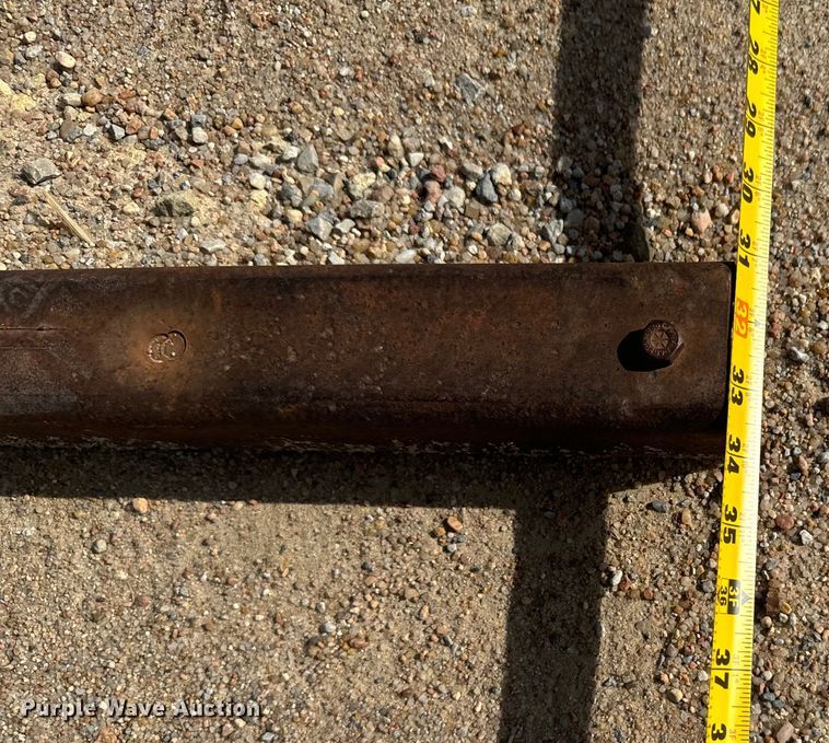 image for item MU9860 (2) man baskets