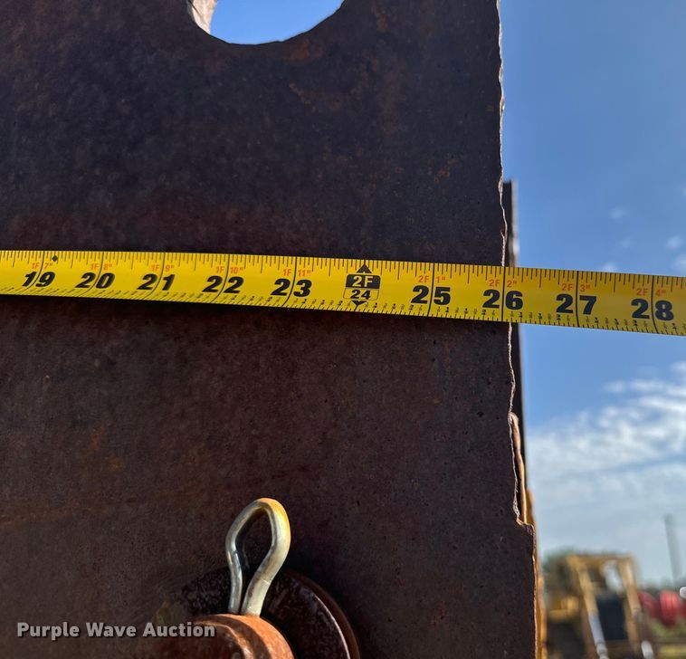 image for item MU9860 (2) man baskets