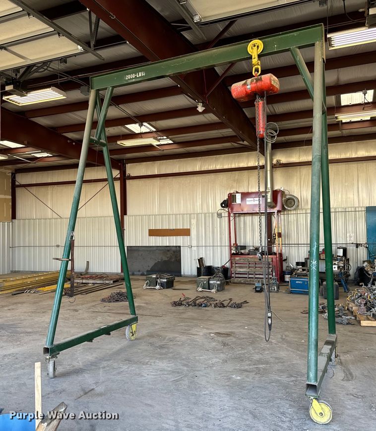 image for item MU9919 CM Lodestar hoist